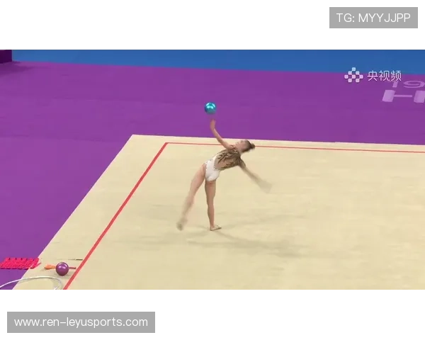 “沙滩手球：力量与技巧的完美结合”